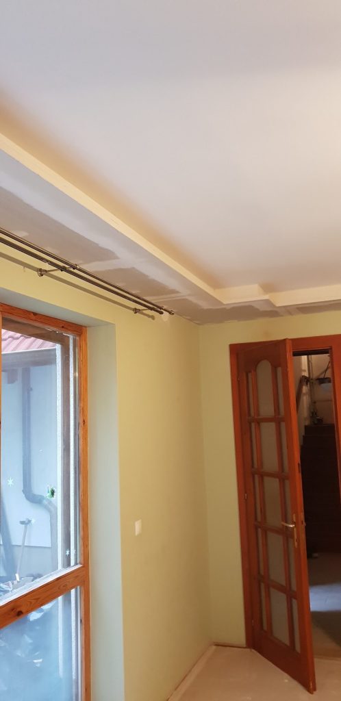 Gipszkarton dobozolás és rejtett világítás kialakítása
